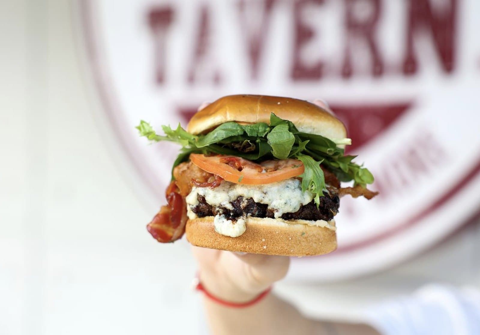 HP Tavern — burger de Angus